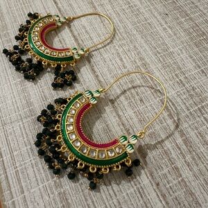 Earrings/Tikka Set - Pakistani/Indian Style (New)